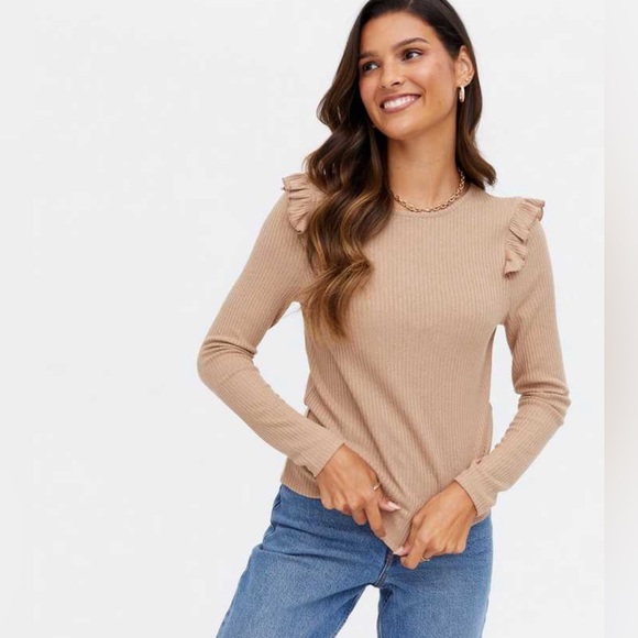 Ruffle mock neck top - Picture 7 of 11